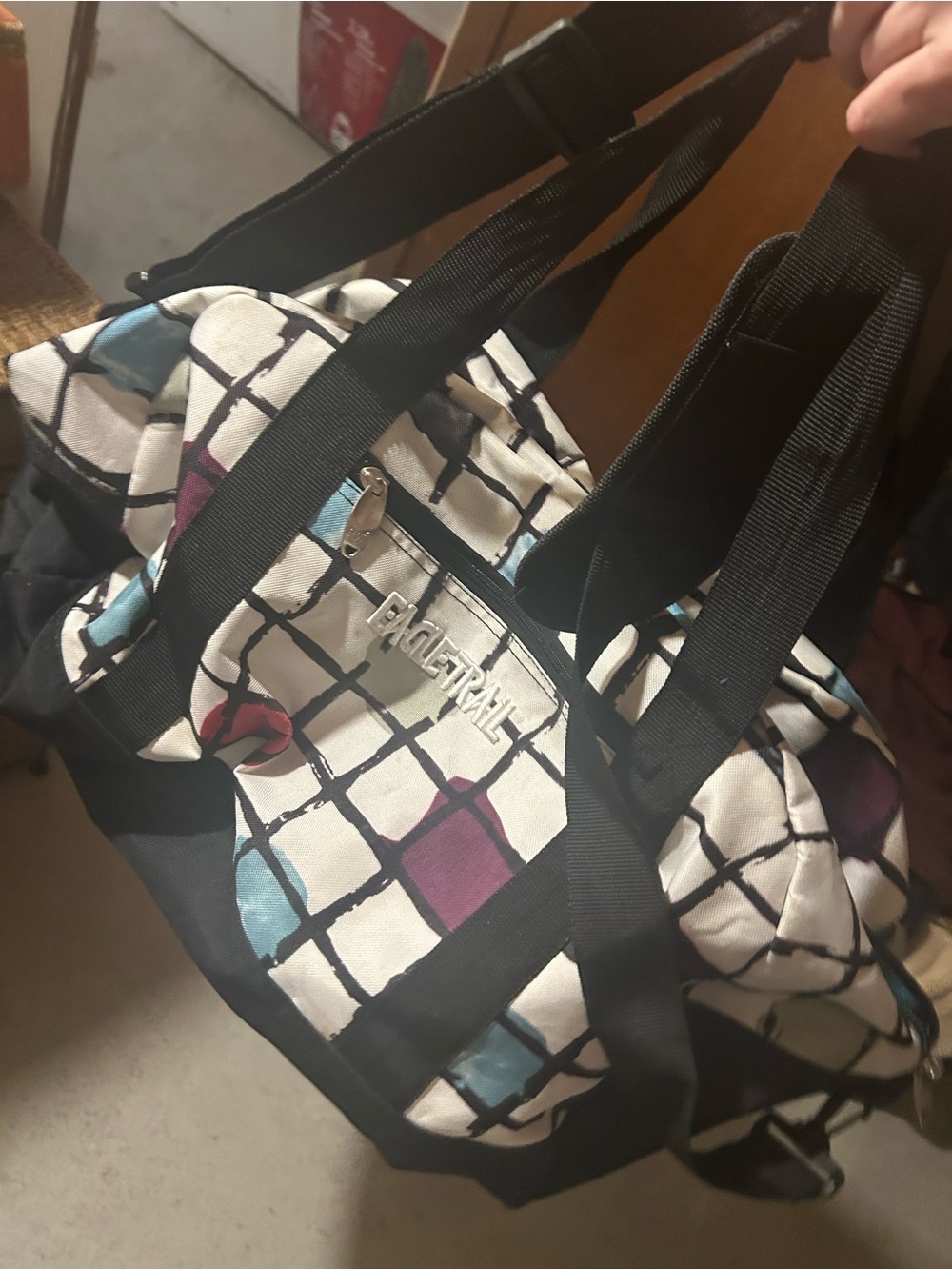 Eagle Creek White Grid Travel Duffle with Color Blocks ** BEST OFFER - Picture 5 of 6